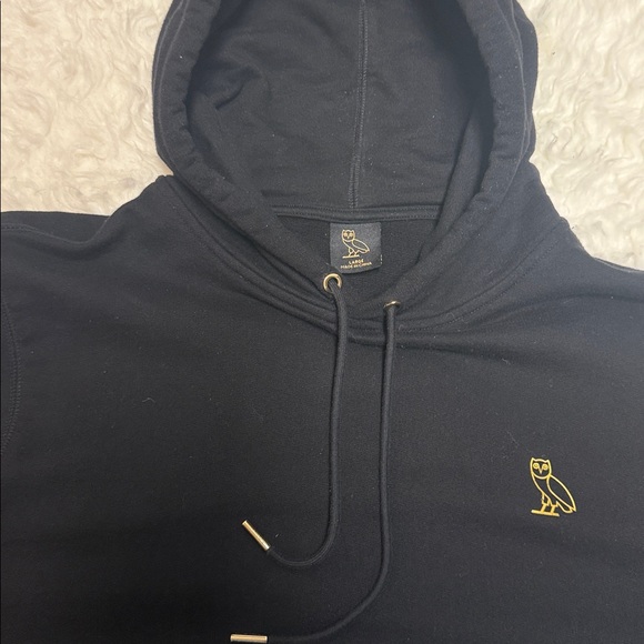 CLASSIC HOODIE - BLACK - Picture 4 of 12